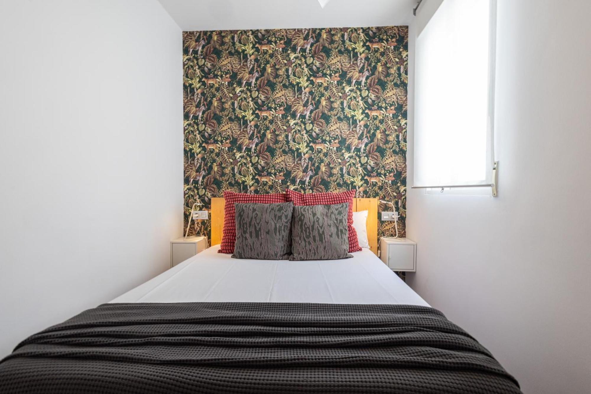 Appartement Florit Flats - Stylish 2 Bedroom Ac Wifi Terrace Attic In Center Valence